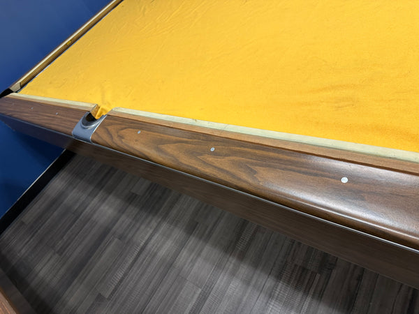 Gandy 9FT Pool Table - Pre Owned - Ball Return